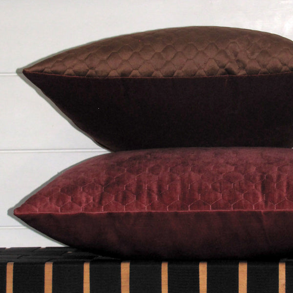 Celino Bronze quilted cushion cover