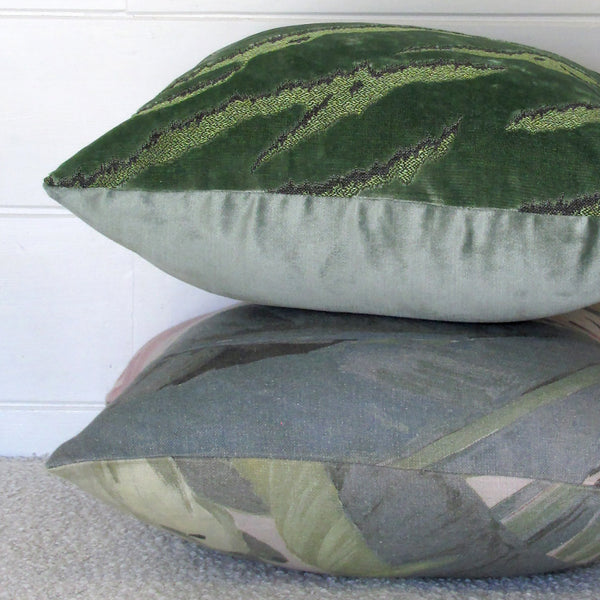 Bengal Tiger Palm Cushion Cover