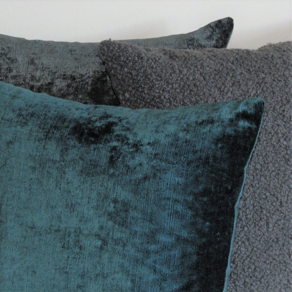 Duo velvet Aqua Mallard cushion cover
