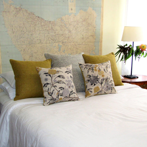 Hinterland cushion cover, natural