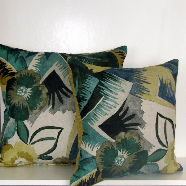 Sabania Frangipani cushion cover