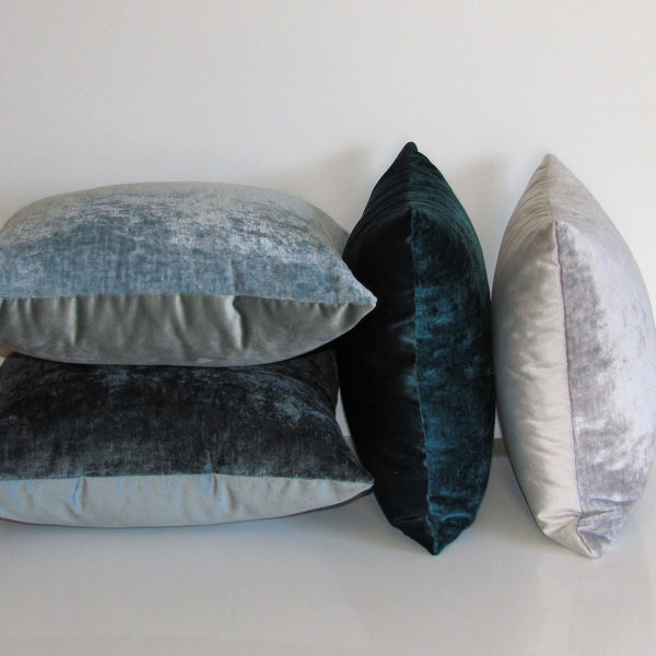 Duo velvet Atlantic Lichen cushion cover