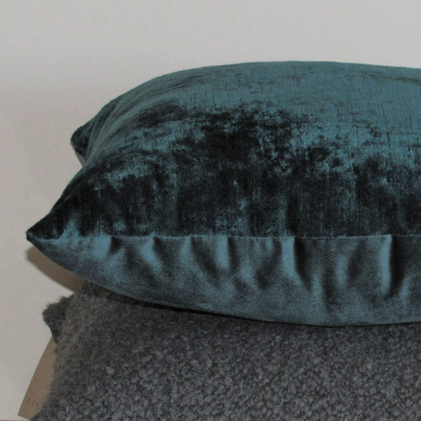 Duo velvet Aqua Mallard cushion cover