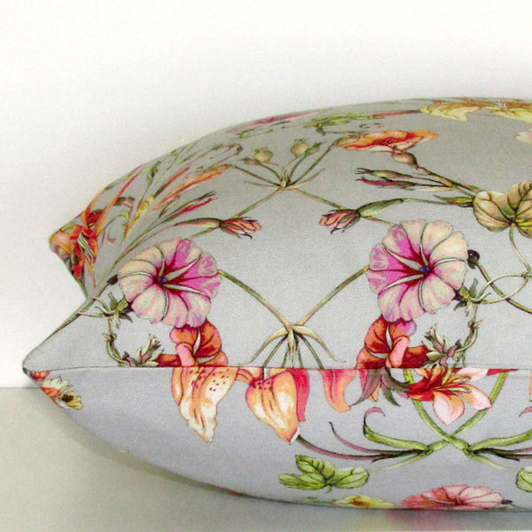 Lily cushion cover