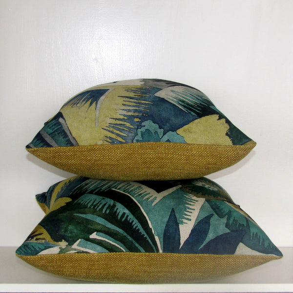 Sabania Frangipani cushion cover