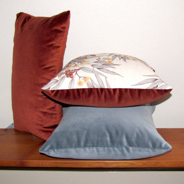 Gumnuts cushion cover